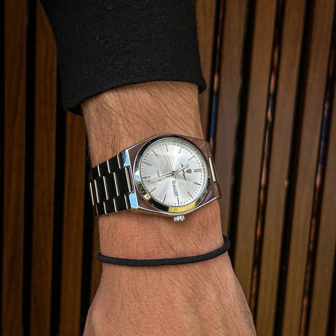 SIGNATUR-UHR